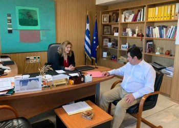 Συνάντηση Τ. Μαυρίδη με τη γ. γ. του υπουργείου Παιδείας Αναστασία Γκίκα