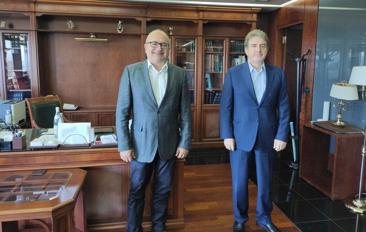 Η ασφάλεια των κατοίκων στο επίκεντρο της συζήτησης Μπάμπαλου - Χρυσοχοΐδη