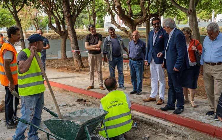 Εξωραϊσμός και ανακαίνιση πλατειών στο Ψαλίδι, τα είπαν δήμαρχος - κάτοικοι