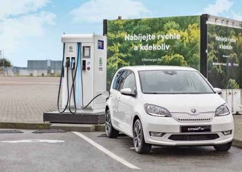 Λύση για γρήγορη φόρτιση ηλεκτρικών αυτοκινήτων από τη Skoda