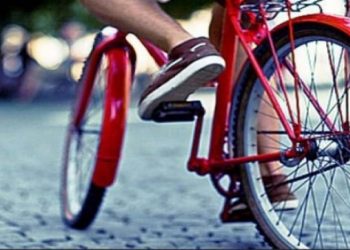 Ποδηλατώντας με ασφάλεια στην πόλη