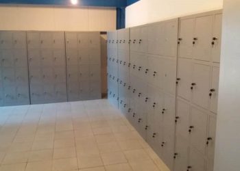 Αποδυτήρια στο κτήριο που στεγάζεται η Υπηρεσία Καθαριότητας του Δήμου Κηφισιάς