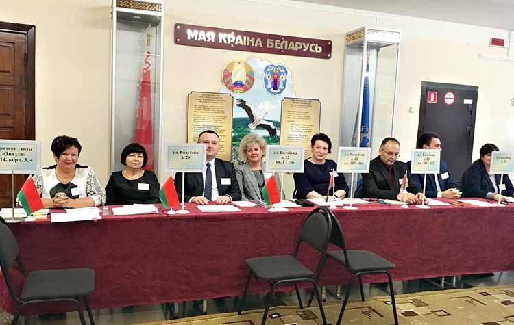 Λευκορωσία: Ισχυρή λαϊκή εντολή προς τις κυβερνητικές δυνάμεις