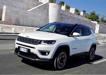 Jeep® Compass με family bonus: Περιπέτεια για «5»