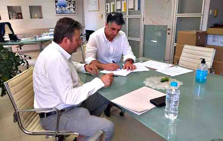 Υπεγράφη η σύμβαση για τους πρώτους υπογειοποιημένους κάδους