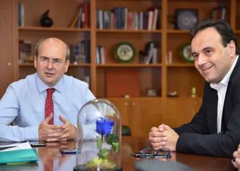 «Συναντίληψη» ΚΕΔΕ - Χατζηδάκη για τη διαχείριση απορριμμάτων