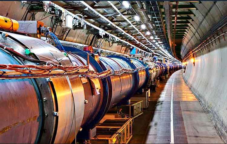 Mια ιστορική επίσκεψη στο CERN από το 1ο Γυμνάσιο Χολαργού