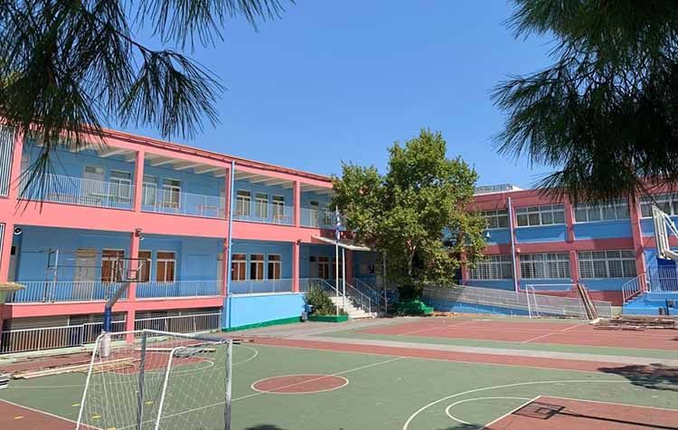 Έτοιμα να υποδεχτούν τους μικρούς μαθητές άλλα δύο σχολεία