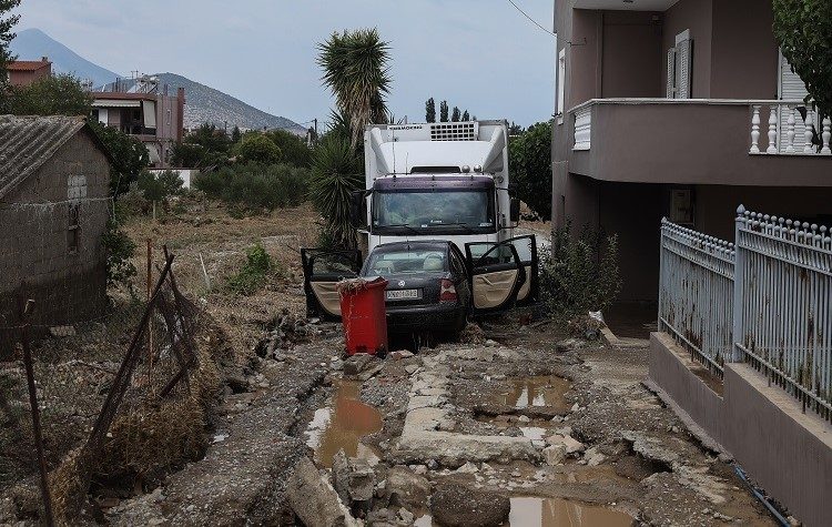 Η Εύβοια μετρά της πληγές της - Οκτώ νεκροί από τη φονική πλημμύρα
