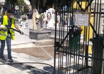 Πλύσεις και απολυμάνσεις με τη συνδρομή της Περιφέρειας σε όλη τη Μεταμόρφωση
