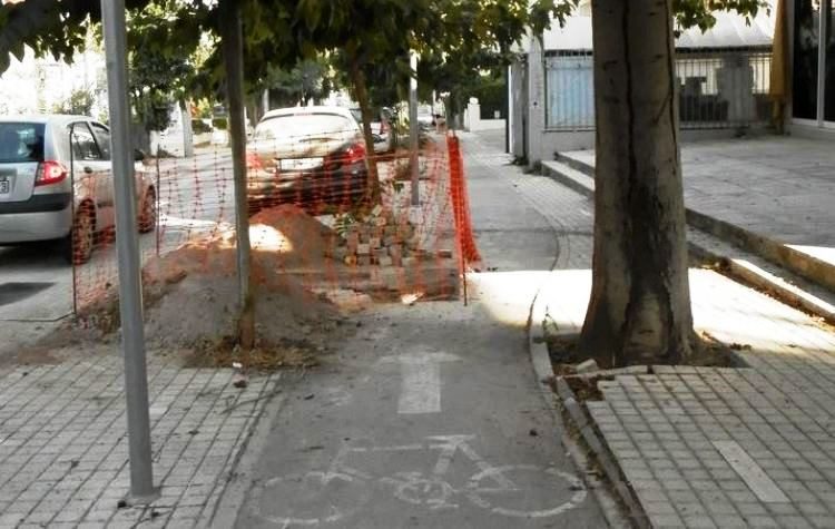 Παράπονα για ποδηλατόδρομο «παγίδων και εγκατάλειψης» στο Κοντόπευκο