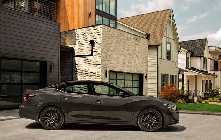 Nissan Maxima: 40 χρόνια στην κορυφή