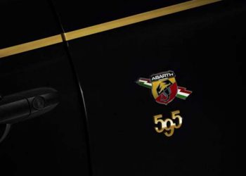 Στην Ελλάδα τα συλλεκτικά νέα Abarth 595 Monster Energy Yamaha και 595 Scorpioneoro