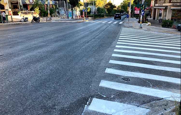 Διαγραμμίσεις σε κεντρικές διασταυρώσεις και διαβάσεις της πόλης