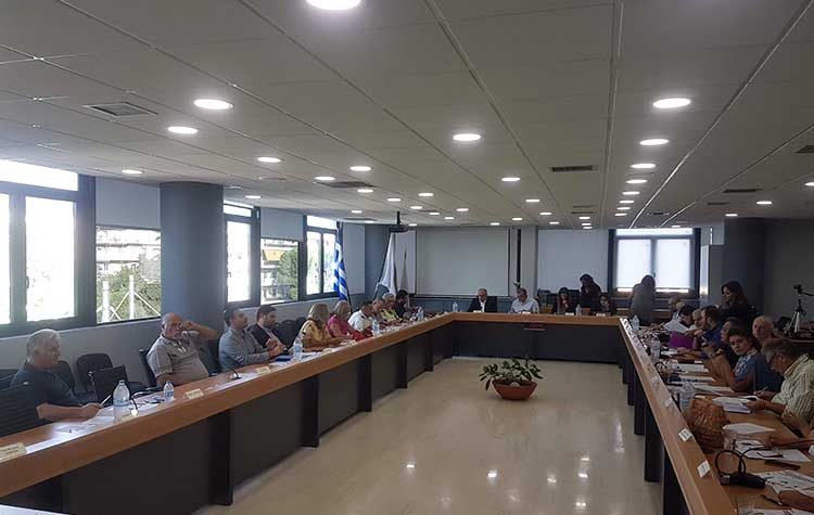 Απάντηση Γιώργου Πέτρου για τις συνεδριάσεις του Δημοτικού Συμβουλίου