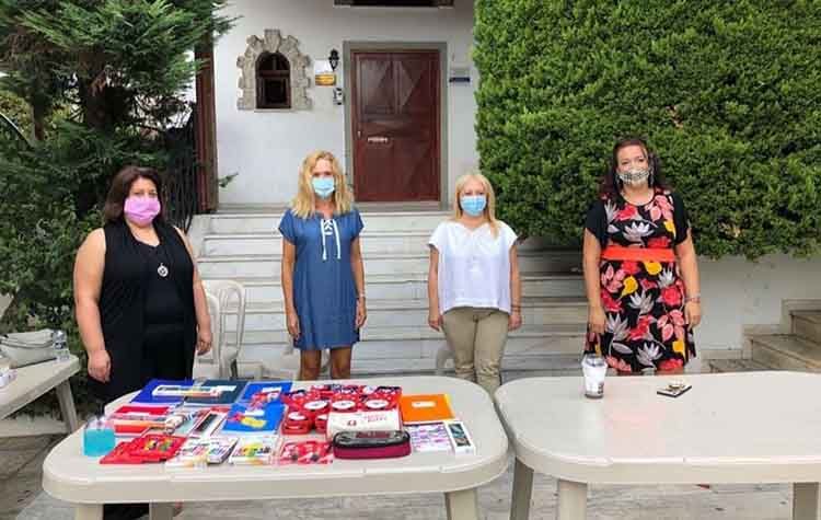 Σχολικά είδη για τις ευπαθείς ομάδες συγκέντρωσε η Ένωση Γονέων