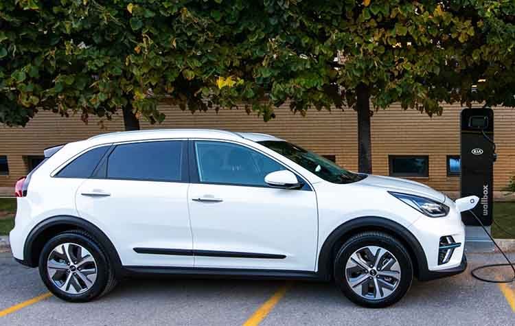 Συνεργασία Kia Hellas και Wallbox για τη φόρτιση των ηλεκτρικών αυτοκινήτων