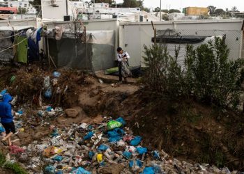 Ο.Μ. ΣΥΡΙΖΑ Λυκόβρυσης - Πεύκης: Συλλογή ειδών πρώτης ανάγκης για τη Μόρια