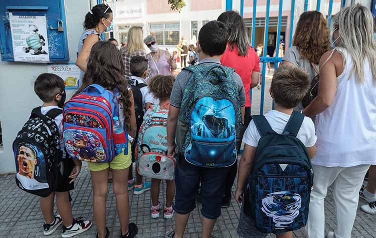 Θ. Αμπατζόγλου: «Γερές βάσεις για σωστά οργανωμένη κοινωνία, μέσα από την εκπαιδευτική διαδικασία»