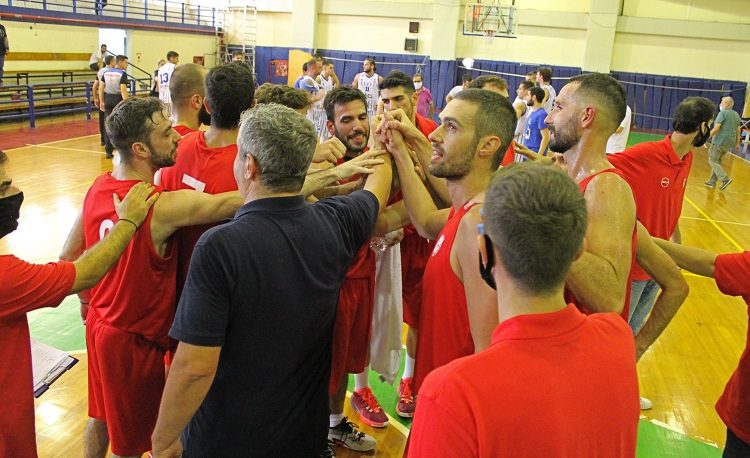 Στην επόμενη φάση του Κυπέλλου ο Πανερυθραϊκός με νίκη μέσα στην Καρδίτσα