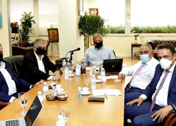 Συνάντηση Πατούλη με τον πρόεδρο του Επαγγελματικού Επιμελητηρίου Αθηνών Γ. Χατζηθεοδοσίου