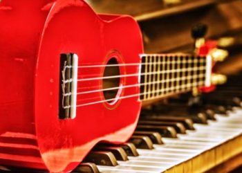 Η παλαιστινιακή σημαία στον ιστό του Δημαρχείου