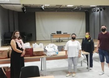 Οκτώ κούτες με σχολικά είδη συγκέντρωσε ο Δήμος