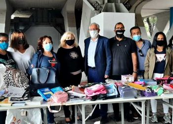 Συγκέντρωσαν σχολικά είδη στον σταθμό ΗΣΑΠ οι Μαρουσιώτες