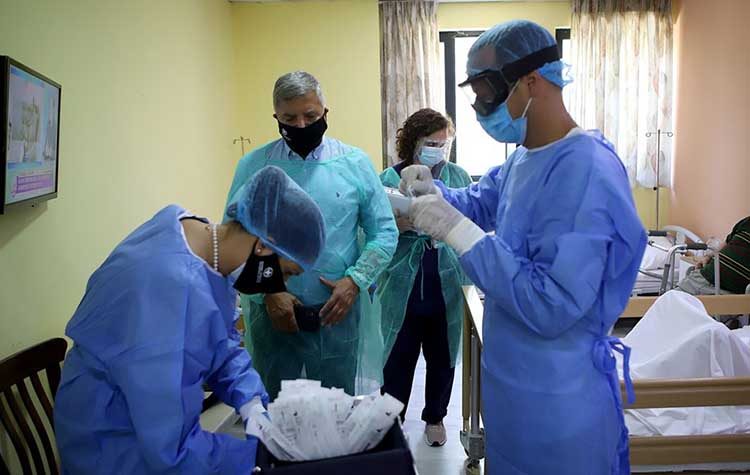 Τεστ σε Μονάδες Φροντίδας Ηλικιωμένων σε Μαρούσι, Καλλιθέα, Νέα Σμύρνη από Περιφέρεια, ΙΣΑ και ΕΟΔΥ