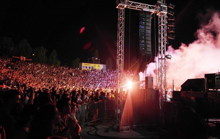 Δήμος Βύρωνα: «Κανονικά όλες οι εκδηλώσεις του Φεστιβάλ στο θέατρο Βράχων»