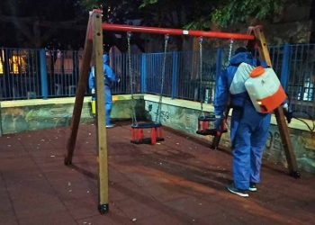 Ανοίγουν ξανά οι τρεις παιδικές χαρές στον Βύρωνα μετά από απολυμάνσεις