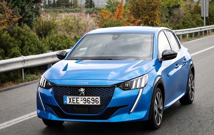 Το νέο Peugeot e-208 κερδίζει τον τίτλο του καλύτερου ηλεκτρικού αυτοκινήτου