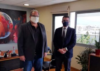 Πεύκο Πολίτη και καταυλισμός Ρομά στο επίκεντρο Σ. Ρούσσου - Δ. Καιρίδη