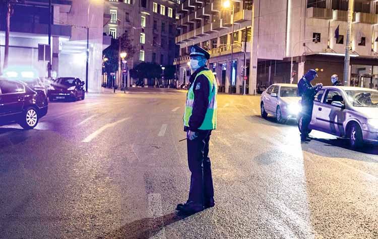 Πιο κοντά (;) στο lockdown