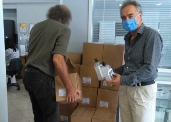 Νέα στήριξη των σχολείων από τον Δήμο με αντισηπτικά, μάσκες και θερμόμετρα