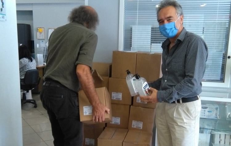 Νέα στήριξη των σχολείων από τον Δήμο με αντισηπτικά, μάσκες και θερμόμετρα