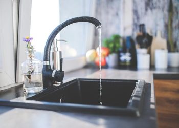 Έκτακτη διακοπή υδροδότησης σε Διόνυσο, Δροσιά, Άγιο Στέφανο λόγω βλάβης