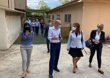 Συνεργασία στον τομέα της ψυχικής υγείας γονέων και μαθητών συμφώνησαν η Δ. Κεχαγιά με τη Ζ. Ράπτη