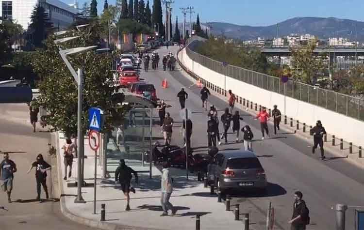 Επεισόδια στο μαθητικό συλλαλητήριο στο υπουργείο Παιδείας