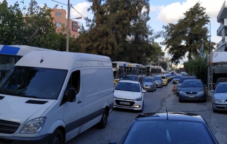 «Κραυγή αγωνίας» από κατοίκους για την κατάσταση στην κεντρική πλατεία