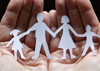 Ανοιχτή πρόσκληση για διαδικτυακές συζητήσεις από τη Σχολή Γονέων