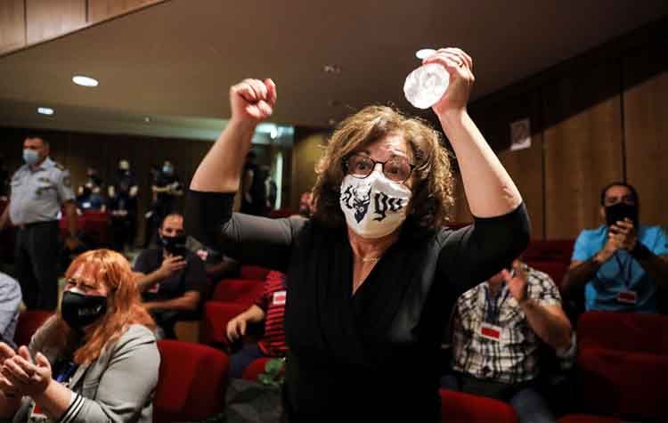 Η Δημοκρατία νίκησε