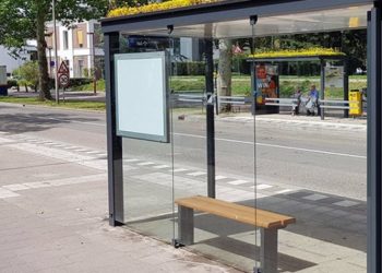 Στάση για ΑμεΑ και κατά του παράνομου παρκαρίσματος στον Χολαργό