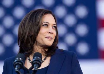 Kamala Harris: «Χάρη στους γονείς μου»