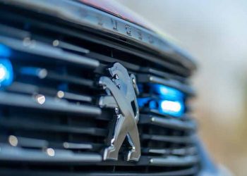 Τα σώματα ασφαλείας της Γαλλίας θα οδηγούν το Peugeot 5008