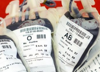 Στη «μάχη» για τις ανάγκες σε αίμα και το Αμερικανικό Κολλέγιο