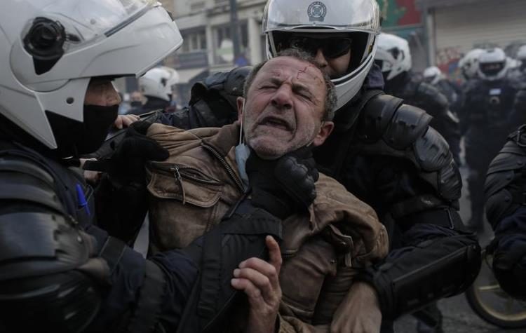 ΟΜ ΣΥΡΙΖΑ: «Η κυβέρνηση οραματίζεται μια κοινωνία υπό διαρκή καταστολή»