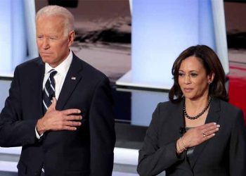 ΗΠΑ: Λευκός καπνός με οσμή μπαρούτης!