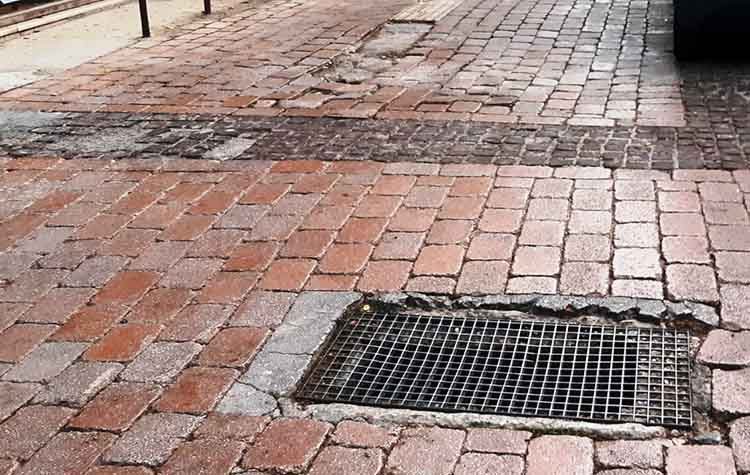 Βόρεια; Μας πέφτει πολύ!