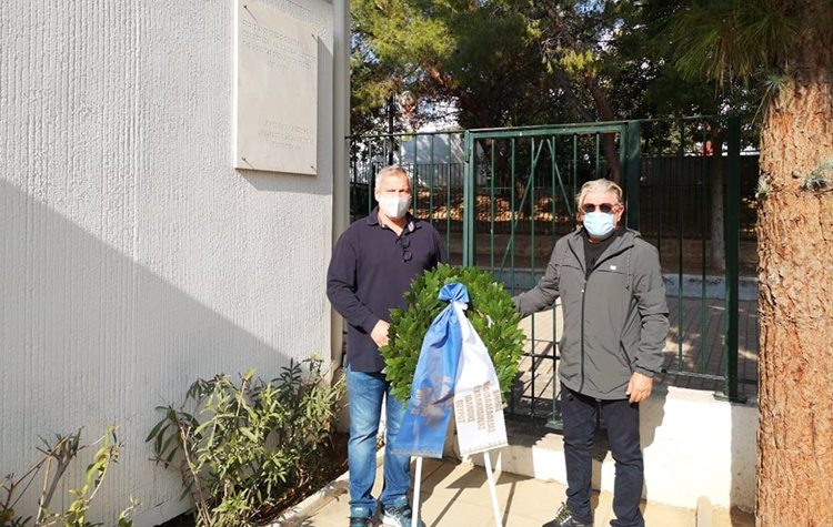 Συμβολική κατάθεση στεφάνου για την επέτειο της εξέγερσης του Πολυτεχνείου